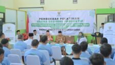 Suasana pelatihan pelaksanaan program dari Baznas untuk Program pelatihan usaha ekonomi produktif selama lima hari yang secara resmi di buka, senin(27/7/2026) dan di buka secara langsung oleh Wakil bupati Banjarnegara wahid jumali, Lc di aula Baznas. (Dok.Pelita News. id)