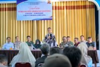 Rofik Hananto DPRRI dari Fraksi PKS selaku Aspirator saat memberikan pemaparan terkait pembangunan akses jembatan lintasan sungai serayu antara Desa Luwung, Kecamatan Rakit dan Desa Gumiwang, Kecamatan Purwonegoro.(Dok.Kominfo  Bna/Pelitanews.id)