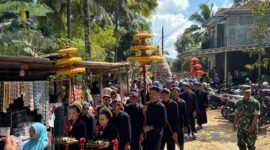  Prosesi Suran di Petilasan Sunan Geseng, Gumelem, Kecamatan Susukan, Kabupaten Banjarnegara.(Dok.Pelita News.id)