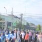 Nampak ribuan warga Banjarnegara rayakan Harkopnas ke -79, dengan jalan sehat pas di depan kodim 0704 Banjarnegara. (Pelita News.id)