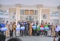 10 parpol di Banjarnegara menerima Bantuan keuangan yang bersumber dari APBD Daerah TA 2026 dari Pemkab yang bertujuan untuk oprasional partai dan memperkuat edukasi politik untuk masyarakat melalui transparansi, akuntabel.(Dok.Kominfo Bna/Pelita News.id)