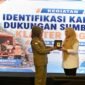 Amalia Desiana Bupati Banjarnegara  bersama deputi bidang logistik dan peralatan BNPB dalam moment acara Identifikasi Kapasitas Dukungan Sumber Daya Klaster Logistik di Fox Haris Hotel dan Convention Center, pada Rabu(5/8/2026).(Dok Kominfo Bna/Pelita News. id)