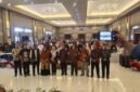 Hananto Anggota DPRRI Komisi Xlll dan Bupati Banjarnegara Amalia Desiana, Dedi Suromli ketua DPD PKS, dan lainnya saat berpose besama di Acara Penguatan Pancasila.(Dok.Pelia News. id)