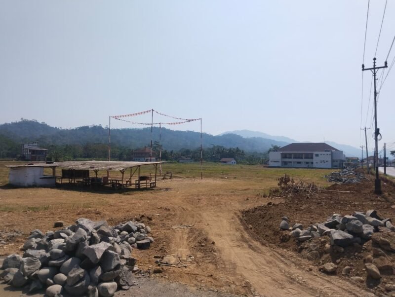 Sekolah Rakyat(SR) Permanen akan berdiri dilokasi lahan 5,7 hektar yang berada di Jalan raya Kenteng- Madukara, Kecamatan Madukara, Kabupaten Banjarnegara.(Dok.Pelita News.id)