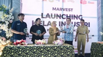 SMKN 1 Bawang Gandeng Alfamart dan UMKM, Siapkan Siswa Pemasaran Hadapi Dunia Kerja