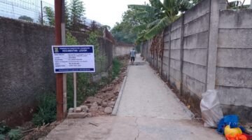 Warga Babat Apresiasi Pembangunan Jalan Lingkungan Paving Blok