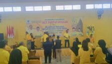 Foto : Suasana acara pelantikan pengurus Golkar dari 20 kecamatan se Banjarnegara di Aula Gedung sekretariat Partai Golkar di Jalan raya Soka nandi -Wonosobo.(Dok.Pelita News.id)