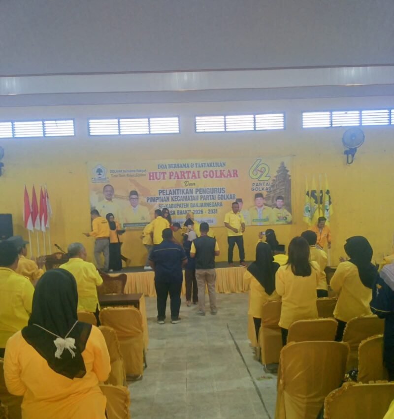 Foto : Suasana acara pelantikan pengurus Golkar dari 20 kecamatan se Banjarnegara di Aula Gedung sekretariat Partai Golkar di Jalan raya Soka nandi -Wonosobo.(Dok.Pelita News.id)